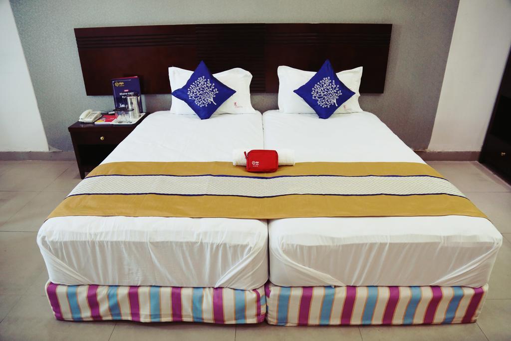 פונה Oyo 710 Hotel Kshitij מראה חיצוני תמונה