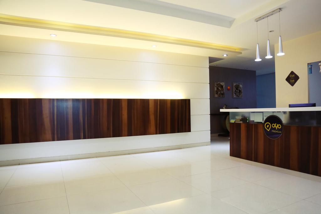 פונה Oyo 710 Hotel Kshitij מראה חיצוני תמונה