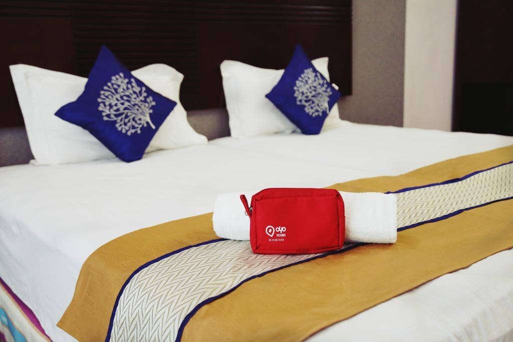 פונה Oyo 710 Hotel Kshitij מראה חיצוני תמונה
