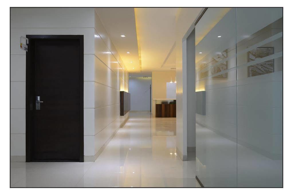 פונה Oyo 710 Hotel Kshitij מראה חיצוני תמונה
