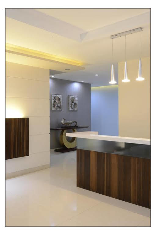 פונה Oyo 710 Hotel Kshitij מראה חיצוני תמונה